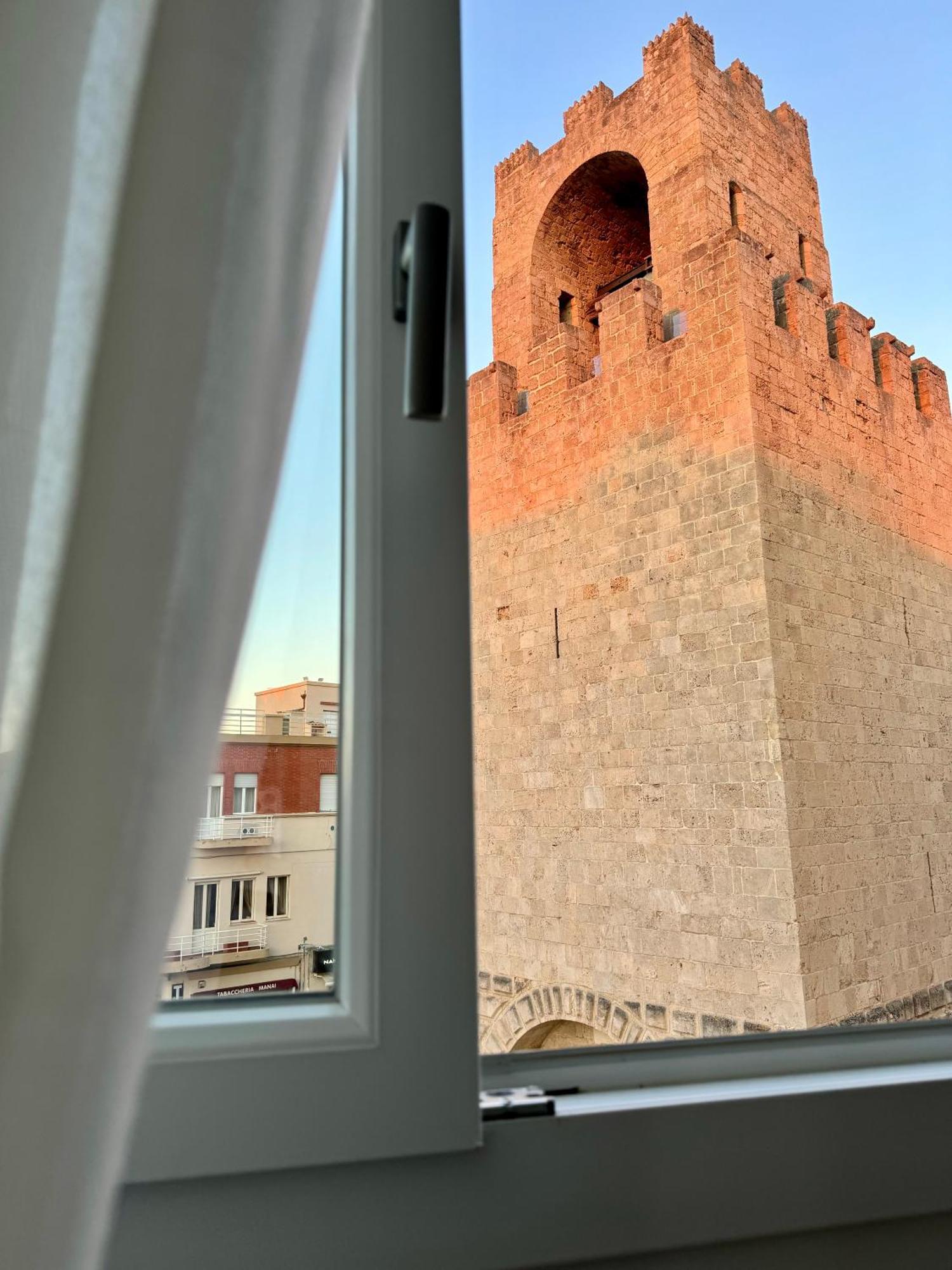 Feel Boutique Rooms Oristano Dış mekan fotoğraf