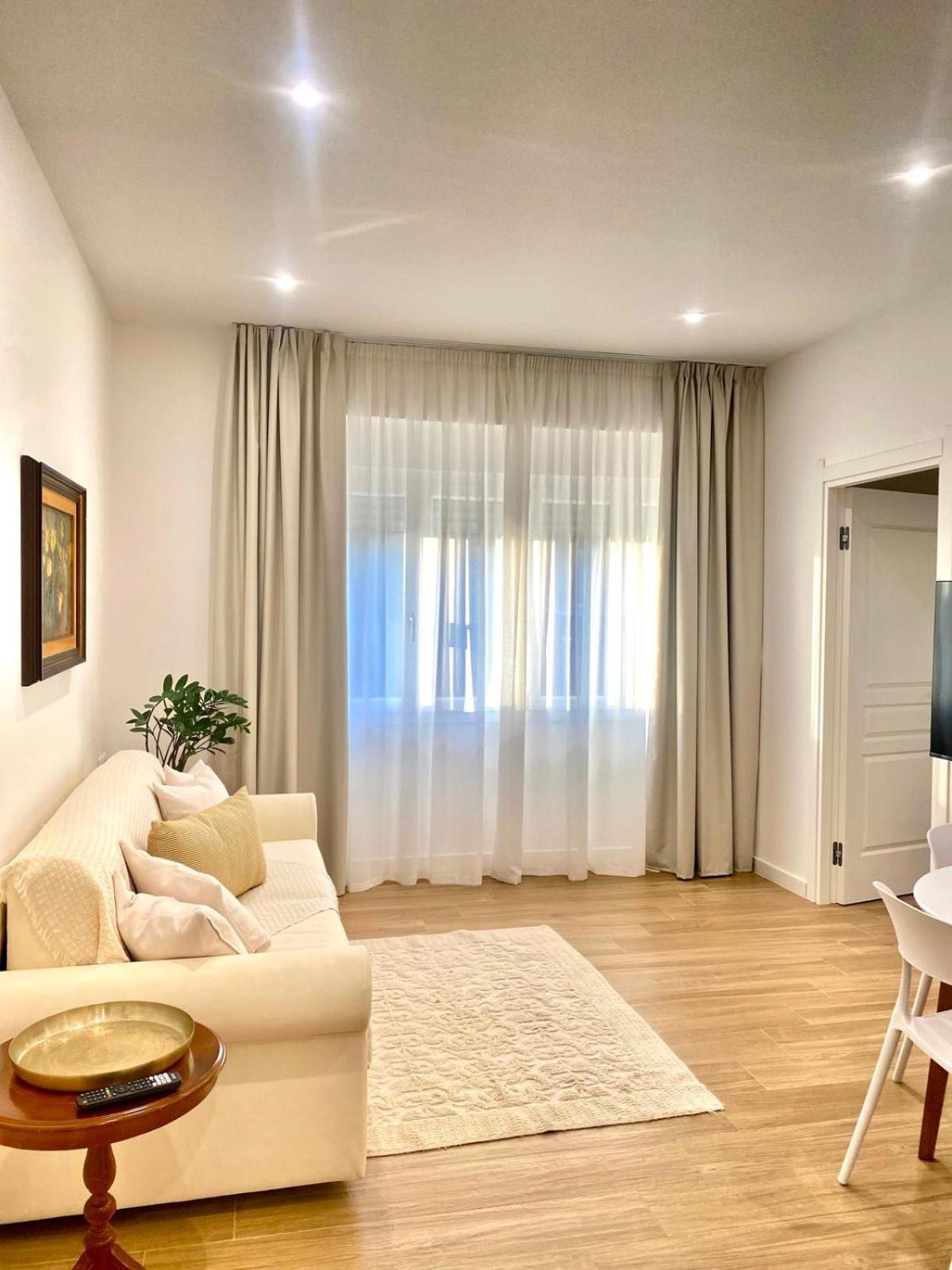 Feel Boutique Rooms Oristano Dış mekan fotoğraf