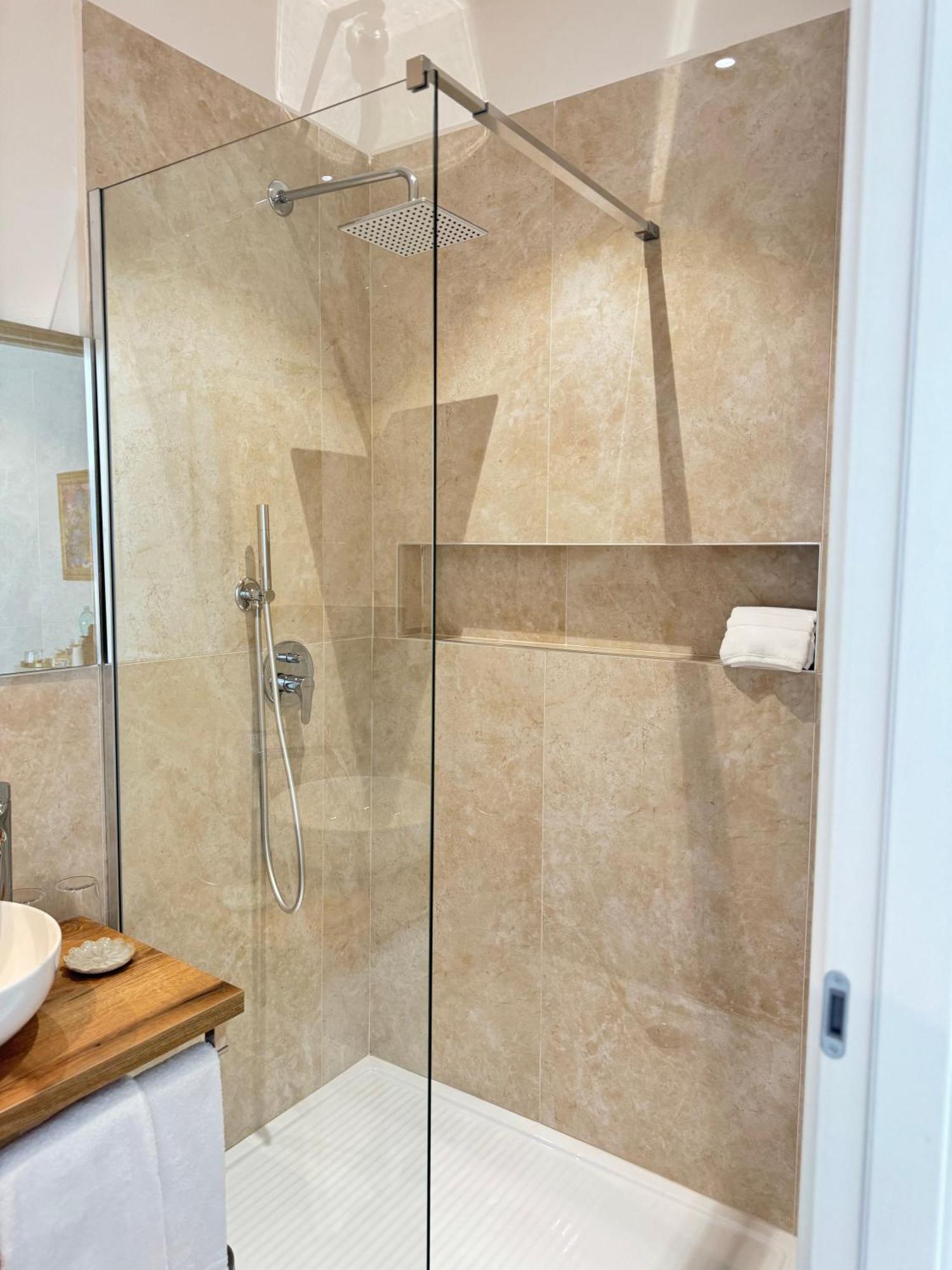 Feel Boutique Rooms Oristano Dış mekan fotoğraf
